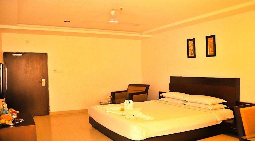 Hotel Central Park Ongole Exterior foto